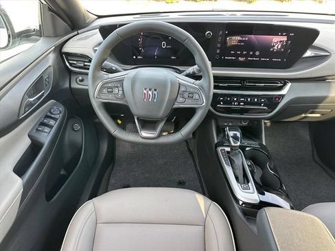 Used 2026 Buick Envista Avenir FWD image 18