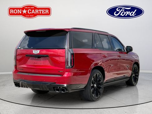 Used 2026 Cadillac Escalade V w/ LPO, ONYX Package AWD/4WD image 6