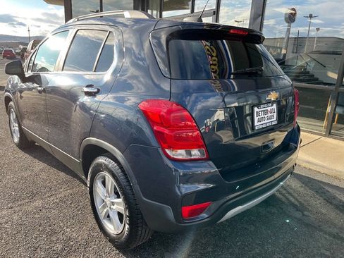 Used 2019 Chevrolet Trax LT w/ LT Convenience Package image 5