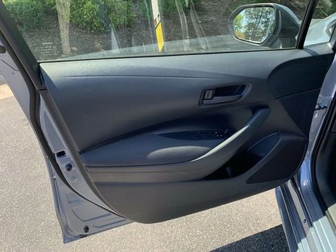 Used 2026 Toyota Corolla LE w/ LE Premium Package FWD image 17