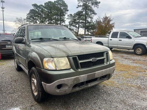 Used 2001 Ford Explorer Sport image 3