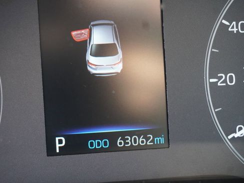 Certified 2023 Toyota Corolla LE FWD image 9