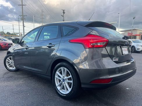 Used 2017 Ford Focus SE image 10
