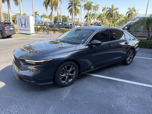 Used 2024 Honda Accord EX image 4