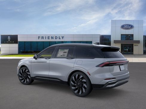 New 2026 Lincoln Nautilus Reserve w/ Jet Appearance Package AWD/4WD image 4