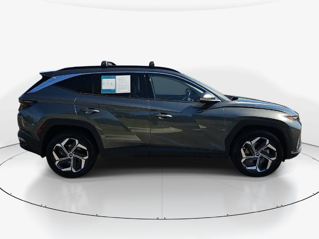 Used 2023 Hyundai Tucson Limited w/ Winter Package AWD/4WD image 5