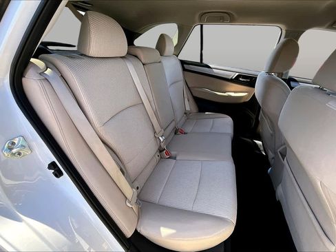Used 2015 Subaru Outback 2.5i Premium AWD/4WD image 19