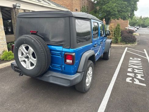 Used 2021 Jeep Wrangler Unlimited Sport AWD/4WD image 6