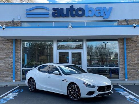 Used 2023 Maserati Ghibli Trofeo image 8