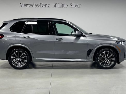 Used 2024 BMW X5 xDrive40i w/ M Sport Package AWD/4WD image 7