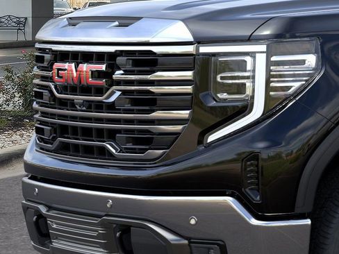New 2026 GMC Sierra 1500 SLT image 13
