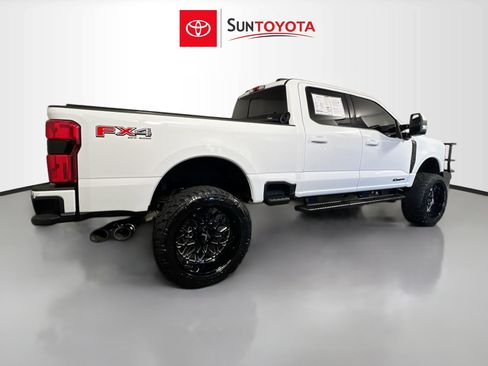 Used 2023 Ford F250 Lariat w/ Sport Appearance Package image 4