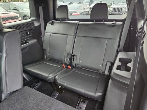 Used 2024 Hyundai Santa Fe Limited image 18