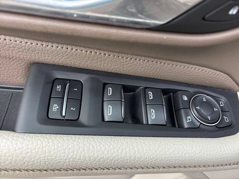 Used 2021 GMC Yukon Denali w/ Denali Premium Package AWD/4WD image 27