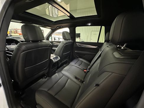 Used 2024 Cadillac XT6 Luxury w/ LPO, Floor Liner Package image 51