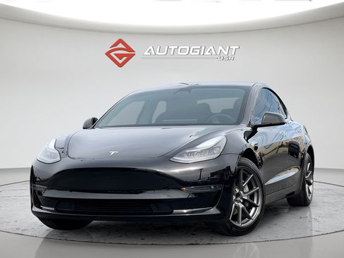 Used 2023 Tesla Model 3 Standard Range RWD image 1
