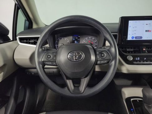 Used 2025 Toyota Corolla LE w/ Convenience Package FWD image 21