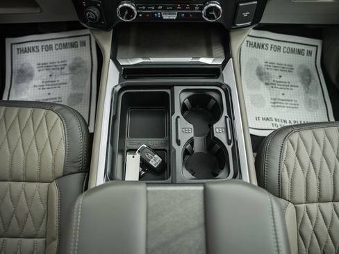 New 2026 Ford F350 Platinum w/ Platinum Plus Package AWD/4WD image 40