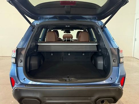 Used 2025 Subaru Forester Touring w/ Popular Package - Touring AWD/4WD image 9