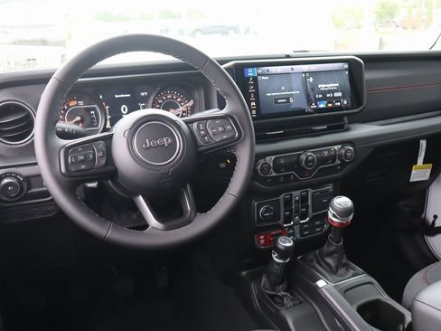 New 2025 Jeep Wrangler Unlimited Rubicon image 2