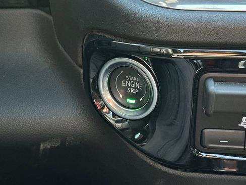 Certified 2025 Chevrolet Silverado 2500 LTZ w/ LTZ Premium Package image 31