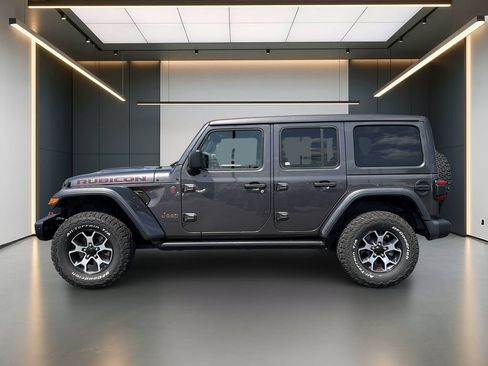 Used 2021 Jeep Wrangler Unlimited Rubicon AWD/4WD image 2