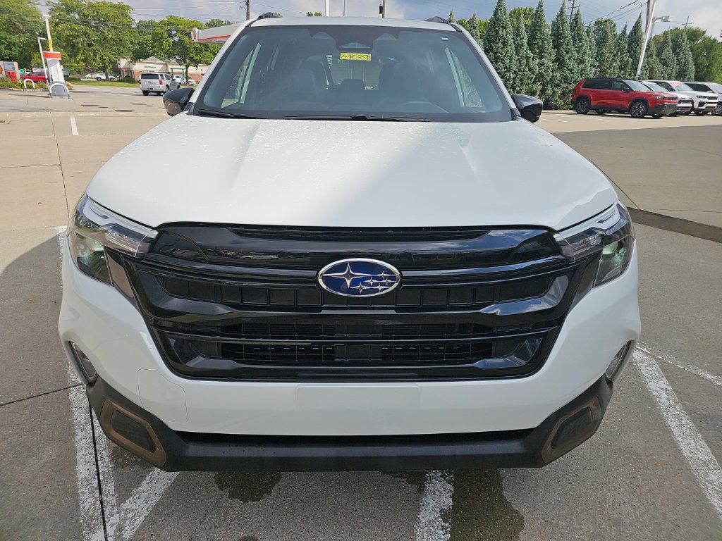 Used 2025 Subaru Forester Sport AWD/4WD image 7