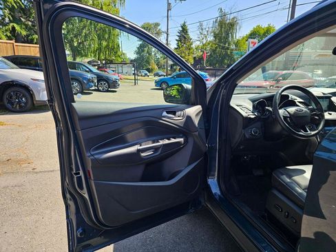 Used 2019 Ford Escape SEL AWD/4WD image 19