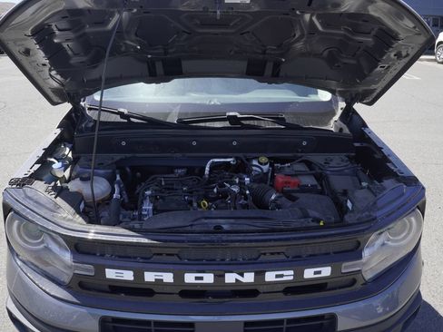 Used 2023 Ford Bronco Sport Outer Banks w/ Tech Package AWD/4WD image 5