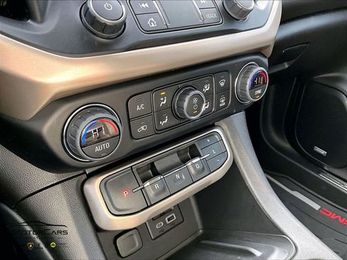 Used 2023 GMC Acadia Denali w/ Trailering Package image 30