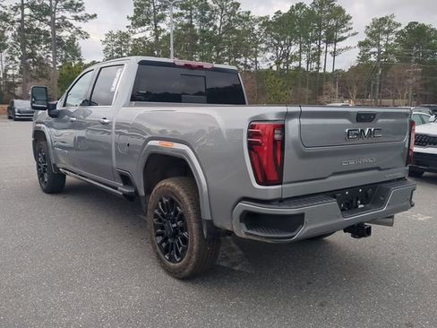 New 2026 GMC Sierra 2500 Denali Ultimate image 8