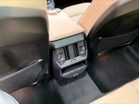 Used 2025 BMW X3 xDrive30i w/ Convenience Package image 36