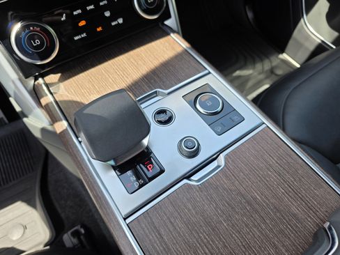 Certified 2023 Land Rover Range Rover SE AWD/4WD image 22