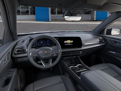 New 2026 Chevrolet Traverse LT w/ Sun and Wheel Package FWD image 48