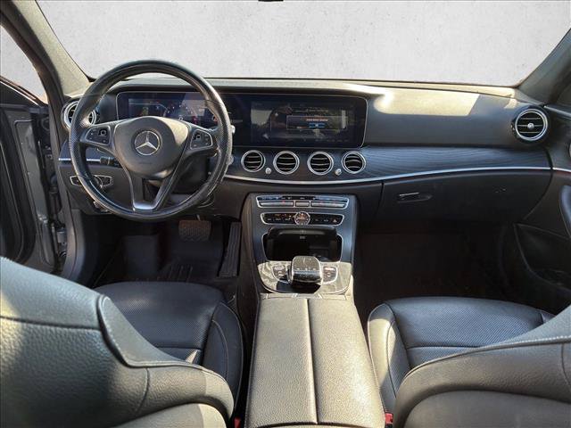 Used 2018 Mercedes-Benz E 300 4MATIC image 15