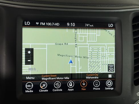Used 2023 Jeep Cherokee Altitude Lux AWD/4WD image 22
