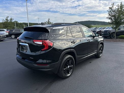 Used 2023 GMC Terrain SLE w/ Driver Convenience Package AWD/4WD image 7