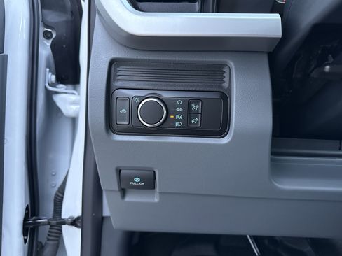 Used 2024 Ford F350 XL w/ 360-Degree Camera Package image 10