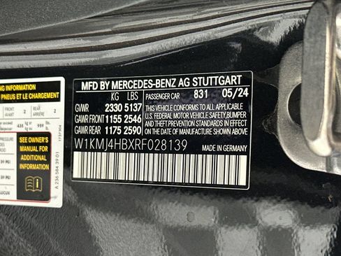 Used 2024 Mercedes-Benz CLE 300 4MATIC Coupe image 9