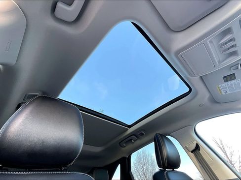 Used 2021 Ford Escape SEL image 20