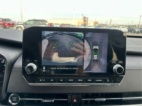 Used 2024 Mitsubishi Outlander SE image 29