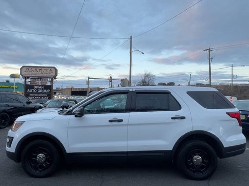 Used 2018 Ford Explorer 4WD Police Interceptor image 3