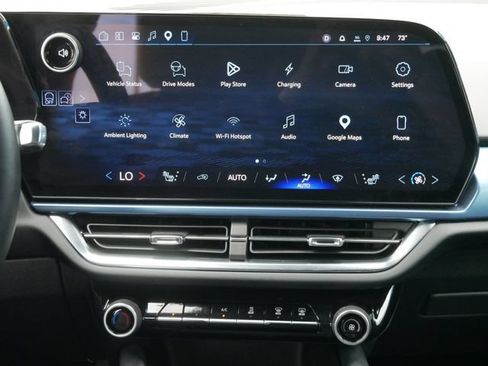 Used 2025 Chevrolet Equinox EV LT w/ Convenience Package FWD image 7