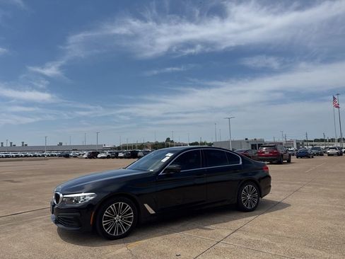 Used 2019 BMW 530i w/ Premium Package RWD image 12