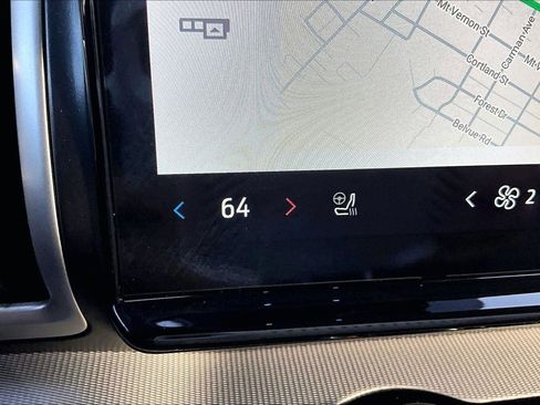 Used 2025 Ford Expedition Max Active image 22