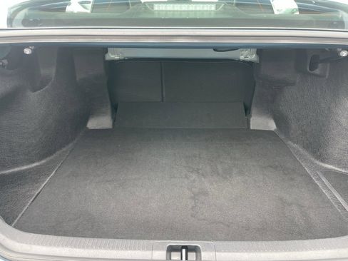 Used 2025 Toyota Camry SE image 29