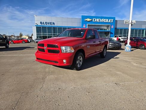 Used 2019 RAM 1500 Express image 2