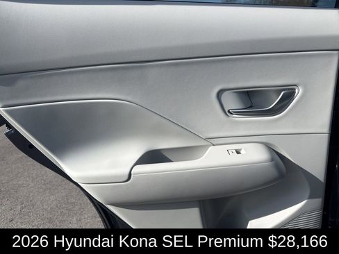 Used 2026 Hyundai Kona SEL Premium image 15