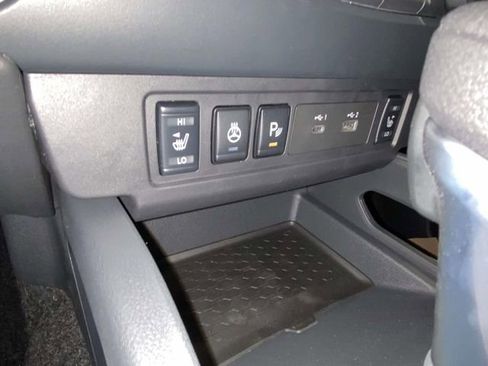 New 2026 Nissan Frontier SV image 19