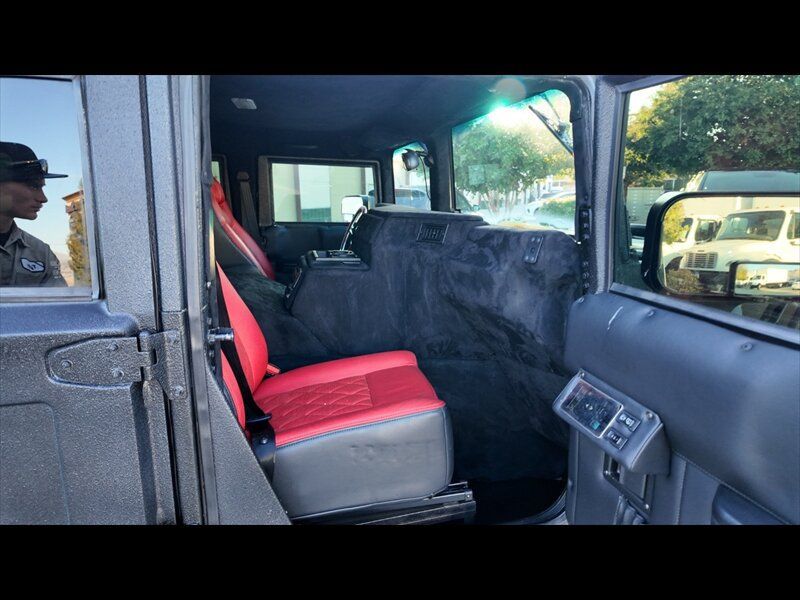 Used 1997 HUMMER H1 4-Door Wagon AWD/4WD image 30